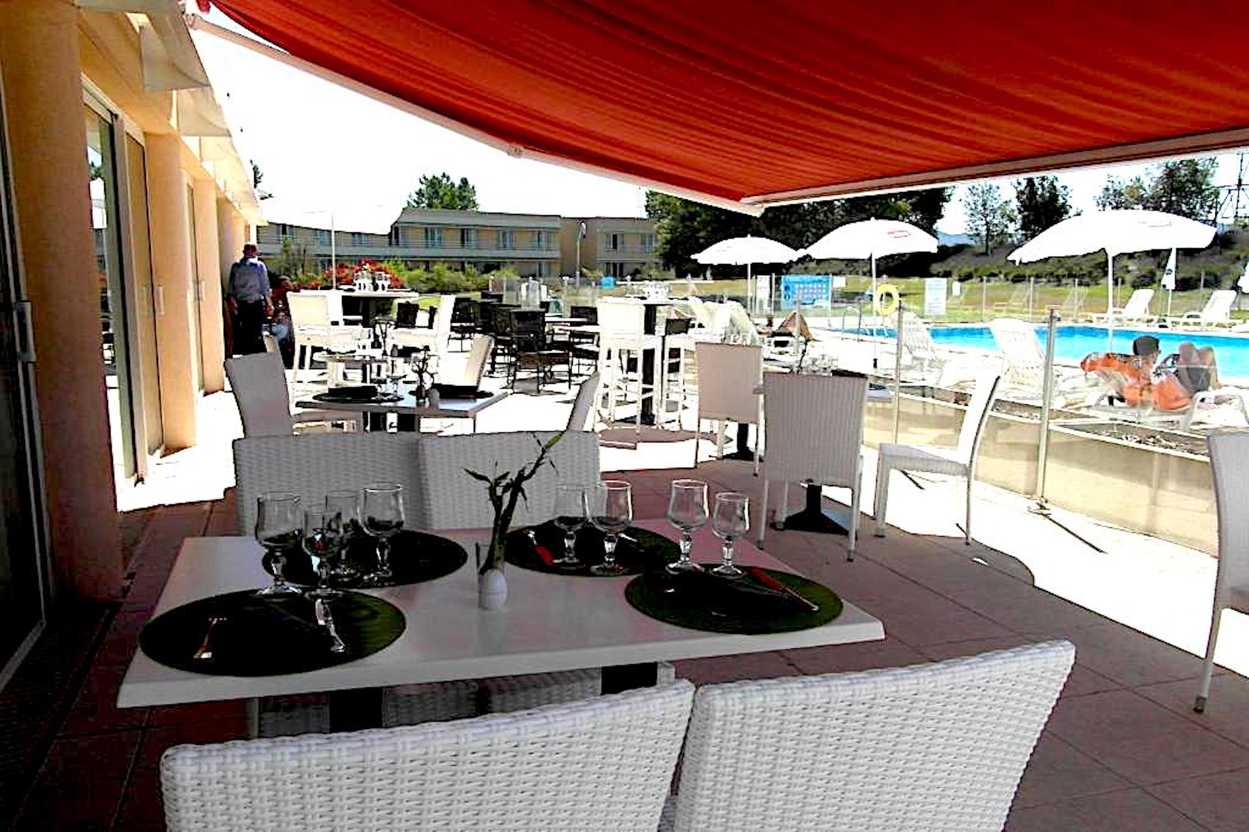 Hotel Mount Venturi - Aix-En-Provence Sainte-Victoire - Bar & Restaurant & Padel Rousset  Exterior photo